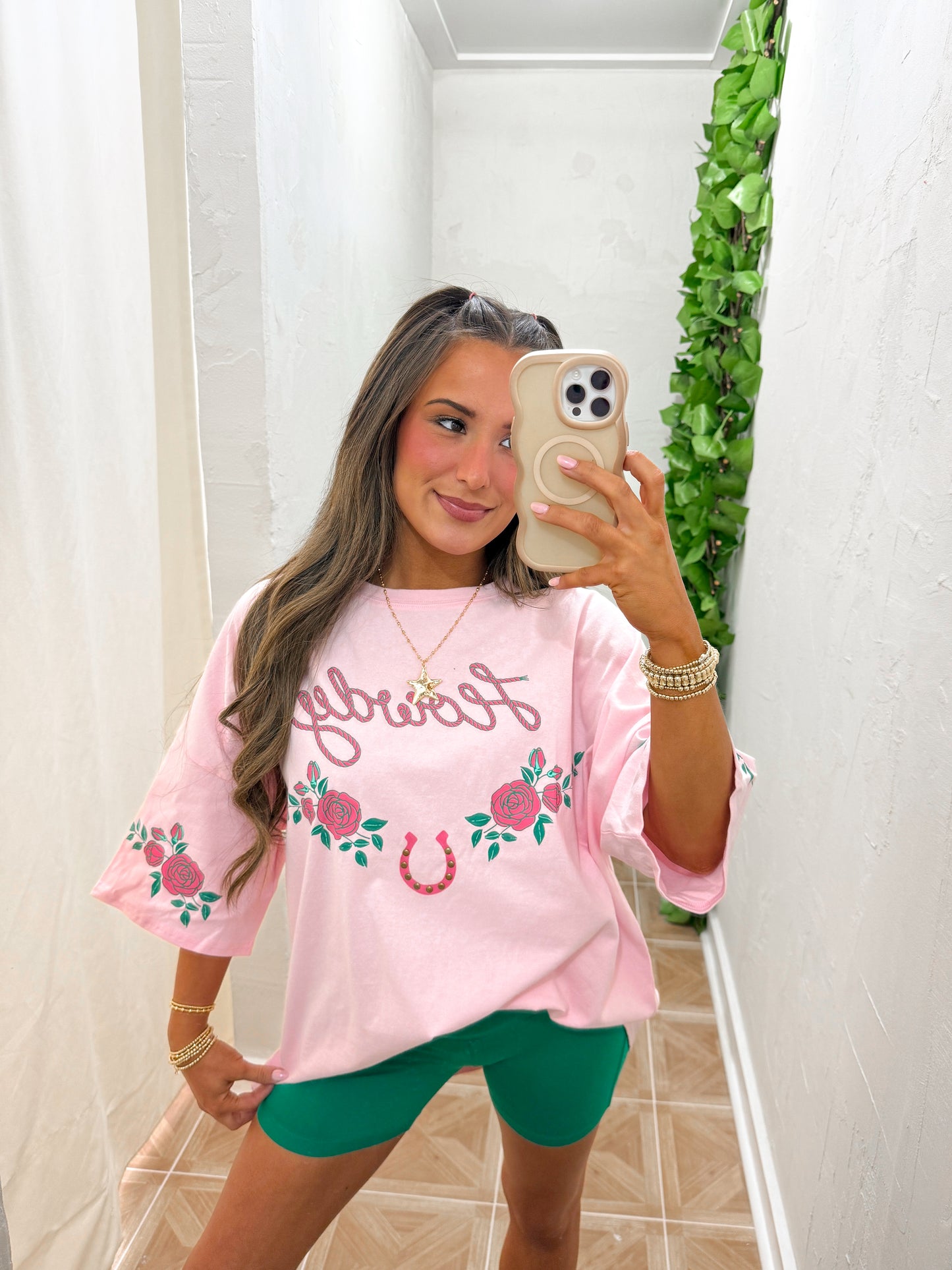 howdy graphic tee