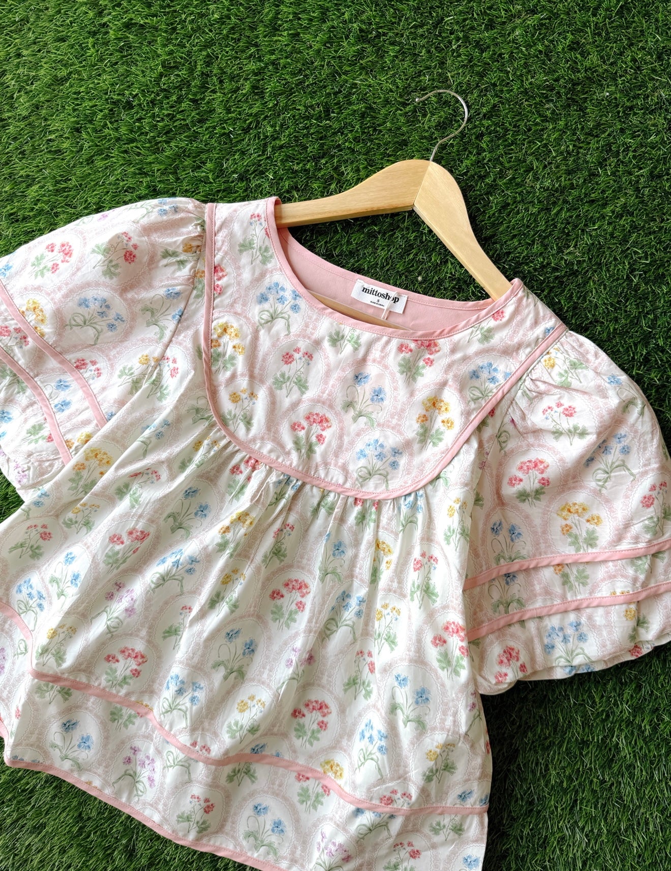 Roselyn top