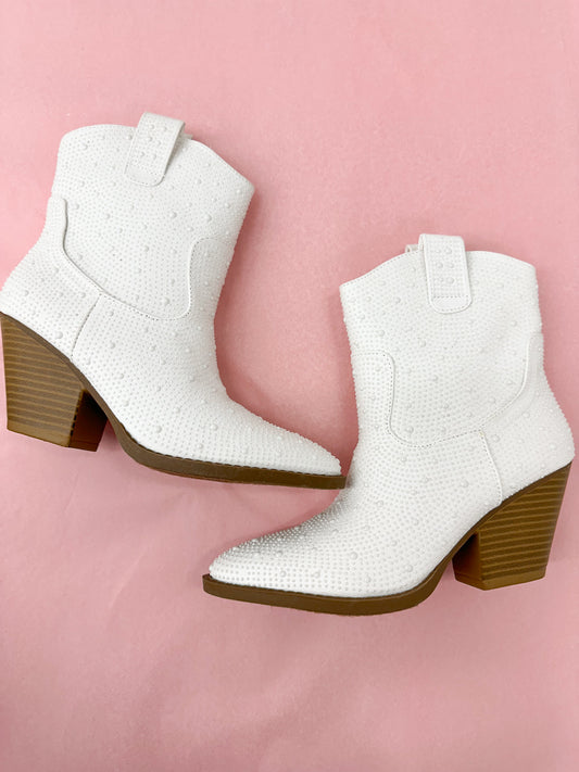 Pearl mini cowgirl boots