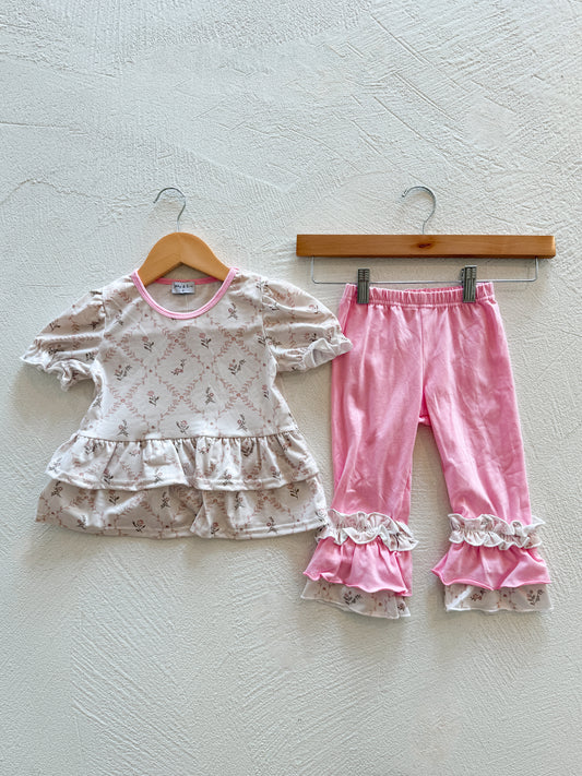 caroline set