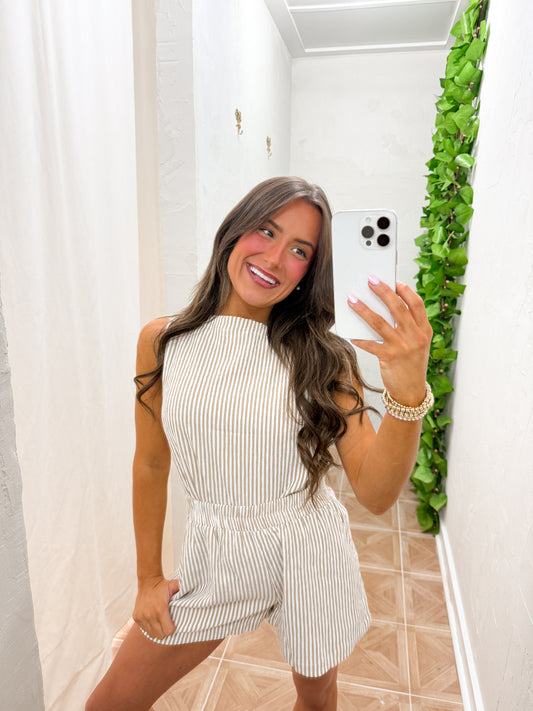 Mitzi mocha set